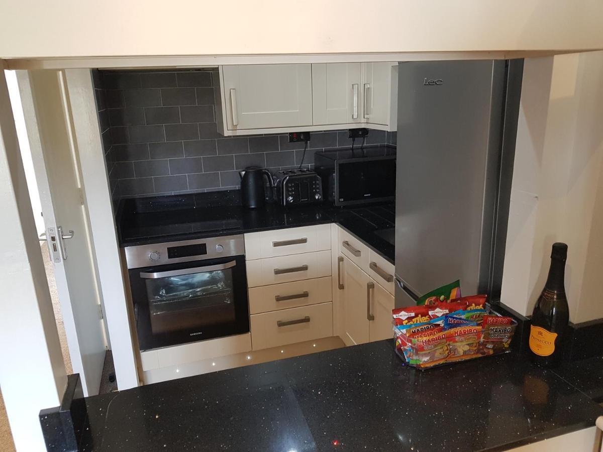 Bowness On Windermere, Lovely Apartment For 4 With Parking Kültér fotó