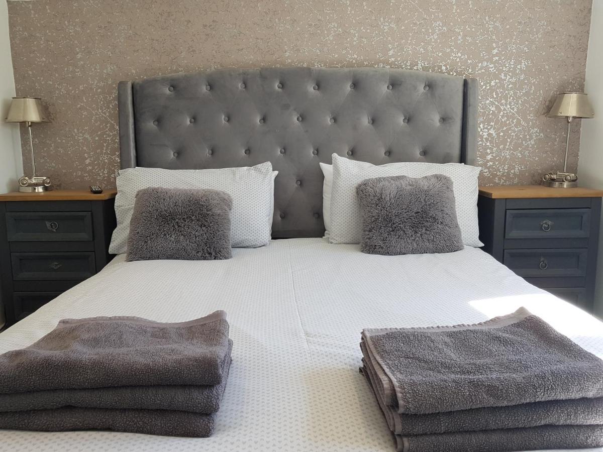 Bowness On Windermere, Lovely Apartment For 4 With Parking Kültér fotó